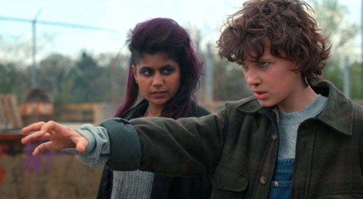 Linnea Berthelsen y Millie Bobby Brown en &#39;Stranger Things&#39;