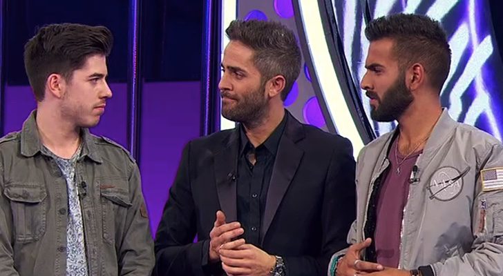 Roi y Juan Antonio junto a Roberto Leal tras ser nominados en 'OT 2017'