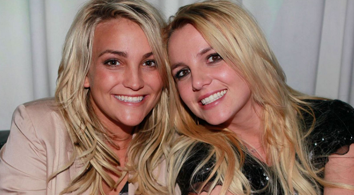 A la izquierda, Jamie Lynn Spear, a la derecha, Britney Spears