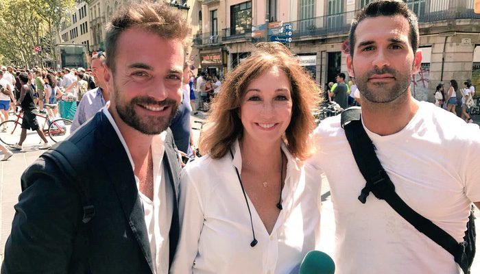 Ana Rosa Quintana y Miquel Valls en la cobertura de los atentados de Barcelona