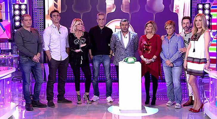 Los colaboradores de 'Sálvame' reciben la noticia del voto del público