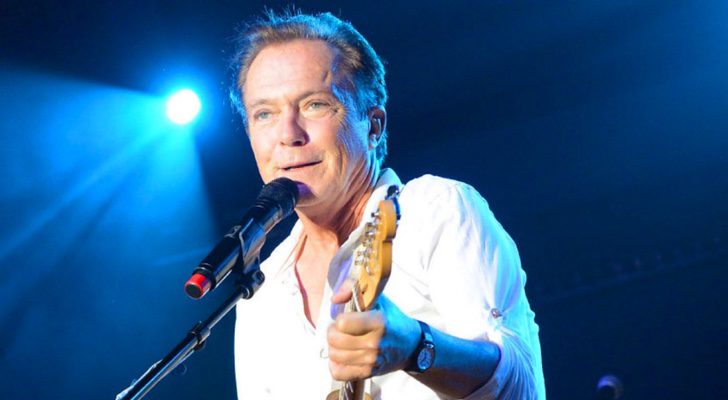 David Cassidy durante una de sus actuaciones