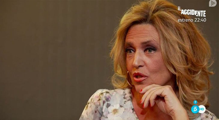 Lydia Lozano responde a una pregunta en 'Sálvame'
