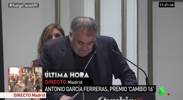 Antonio García Ferreras al dedicar su premio a Ana Pastor