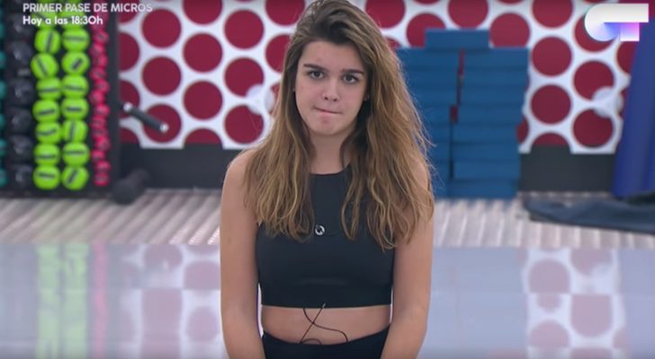 Amaia durante el pase de micros de la gala 6