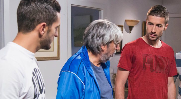 Koke y Gabi, junto a Vicente en 'La que se avecina'