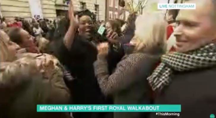 Alison Hammond celebrando su entrevista a Meghan Markle