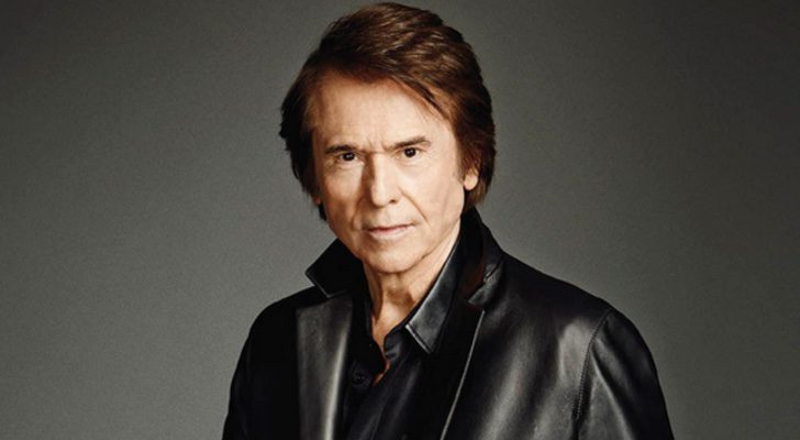 Raphael suspende su último concierto por problemas de salud