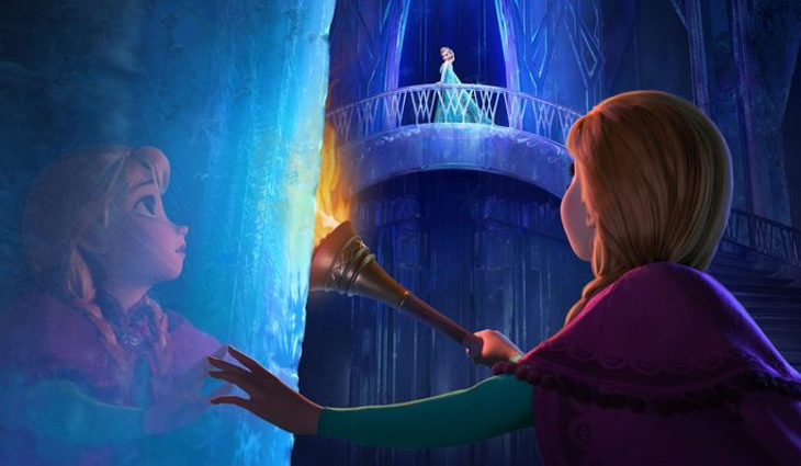 Elsa y Anna en una de las escenas de "Frozen, el reino de hielo"