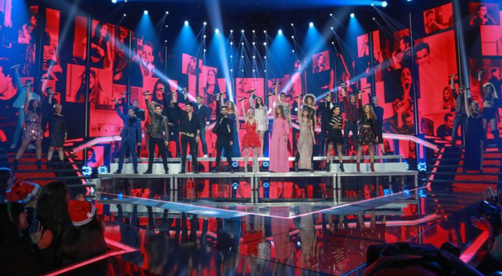 Los concursantes de 'OT 1' y 'OT 2017' cantando "Mi música es tu voz" 