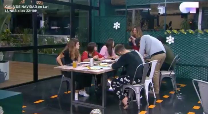 Los concursantes de 'OT 2017' escriben las dedicatorias
