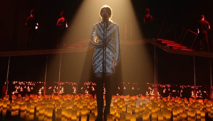 Amaia durante su actuación en la gala 9 de 'OT 2017'