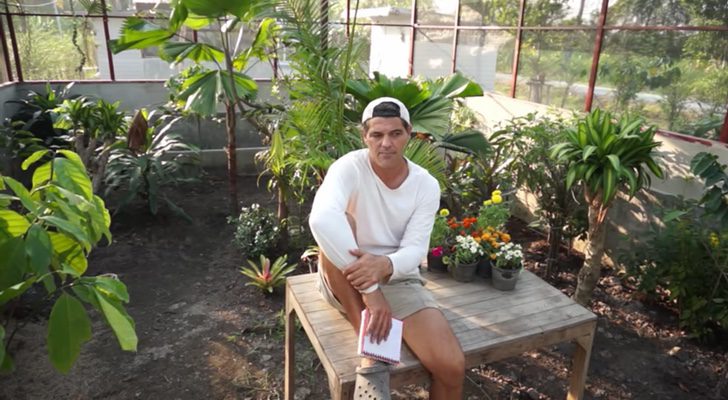 Frank Cuesta en su canal de Youtube