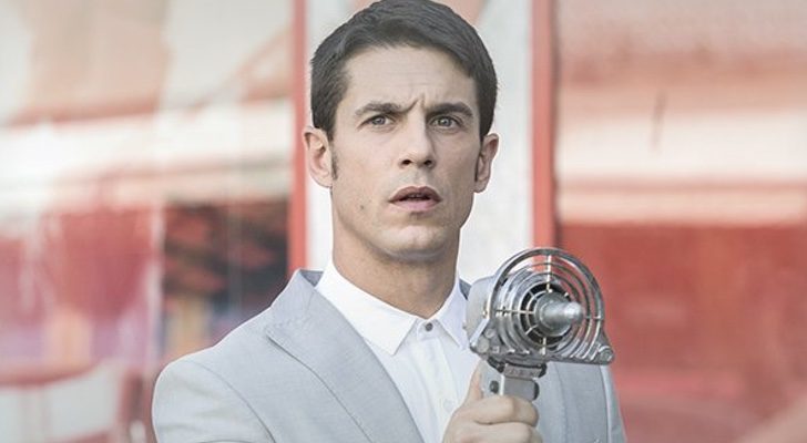 Alejo Sauras es El Enlace en la serie de TVE, 'Estoy vivo'