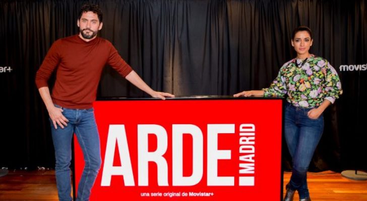 Paco León e Inma Cuesta presentando 'Arde Madrid'