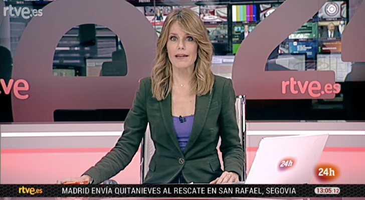 Ana Belén Roy, informando en el Canal 24 horas