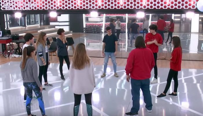 Los concursantes de &#39;OT 2017&#39; con Brays Efe y Belén Cuesta