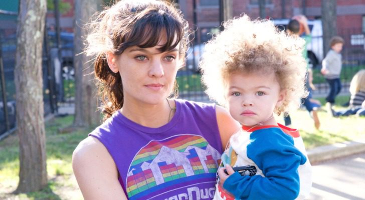 Frankie Shaw lo es todo en 'SMILF'