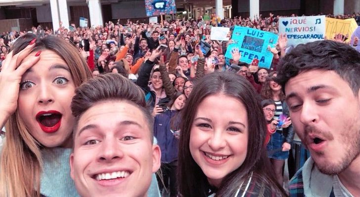 Mimi, Raoul, Thalí y Cepeda, de &#39;OT 2017&#39;, en la firma de discos de Murcia