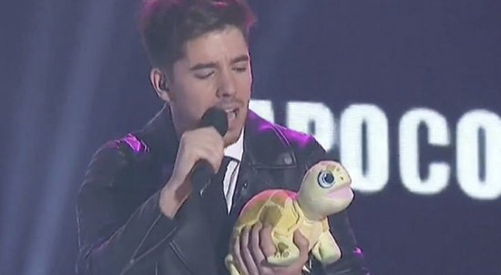 Roi canta con un sapoconcho en la canción inaugural de la Gala 7 de &#39;OT 2017&#39;