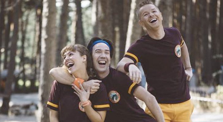 Manuel Feijóo, Lara de Miguel y Julián González en 'Colegas'