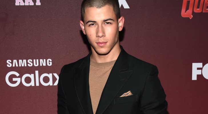 Nick Jonas en la presentación de 'Scream Queens'