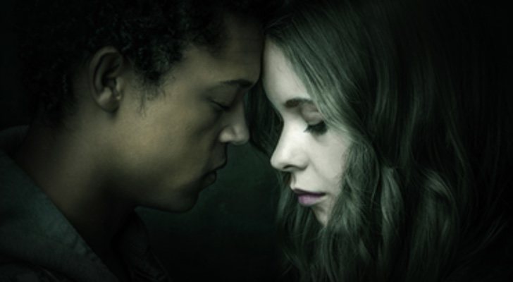 Percelle Ascott y Sorcha Groundsell en el teaser de 'The Innocents'