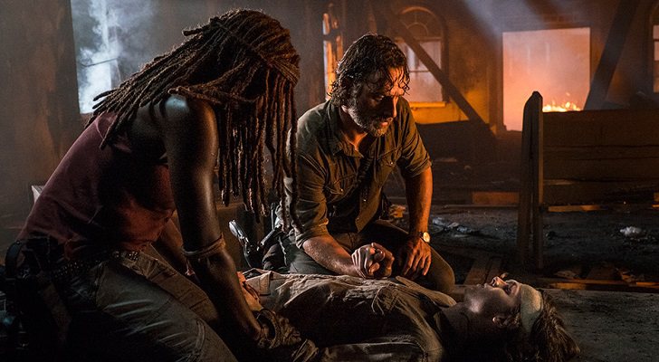 Rick y Michonne apoyan a Carl en sus últimos instantes en 'The Walking Dead'