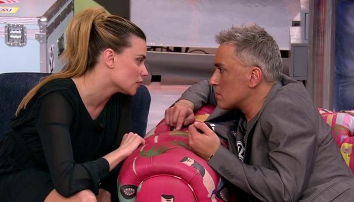 Kiko Hernández y María Lapiedra hablan en privado en 'Sálvame'
