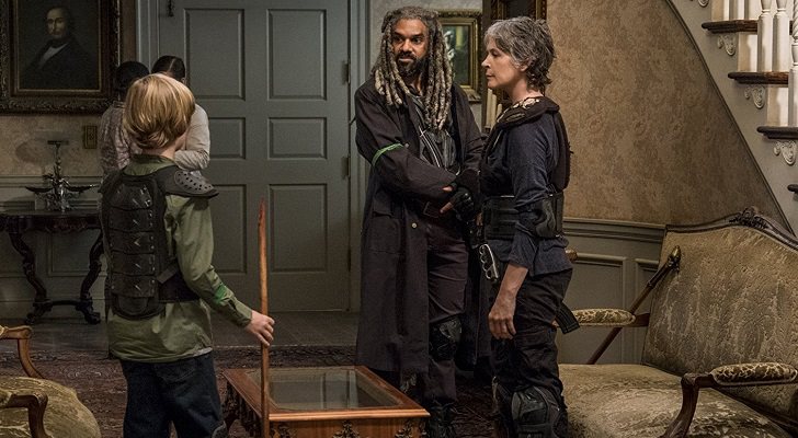 El rey Ezekiel y Carol intentan proteger a Henry en 'The Walking Dead'