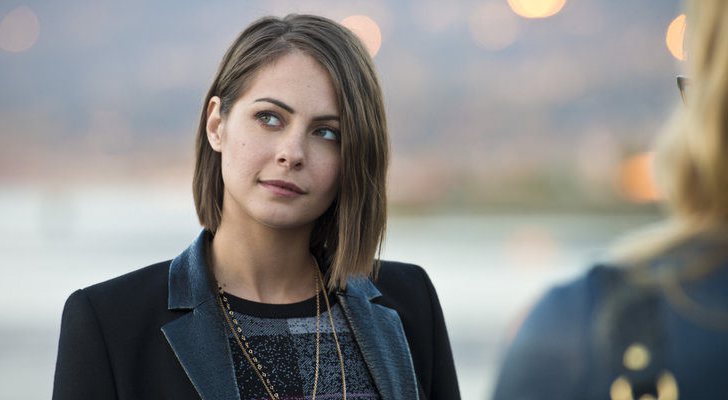 Willa Holland es The Queen en &#39;Arrow&#39;