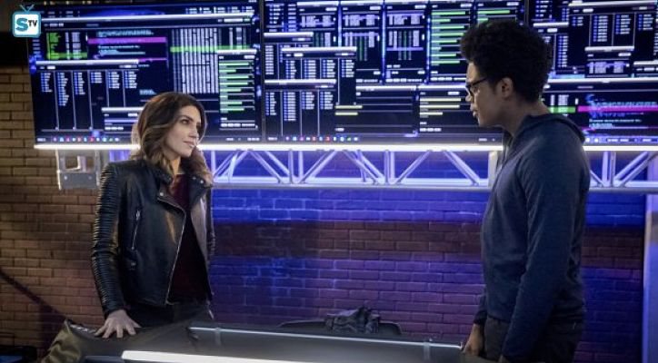 'Arrow' 6x17 Recap: "Brothers in Arms"