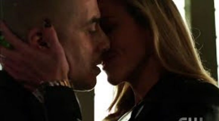 'Arrow' 6x17 Recap: "Brothers in Arms"