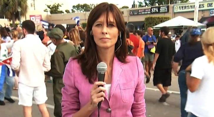 Lucía Riaño como corresponsal en Miami para Antena 3