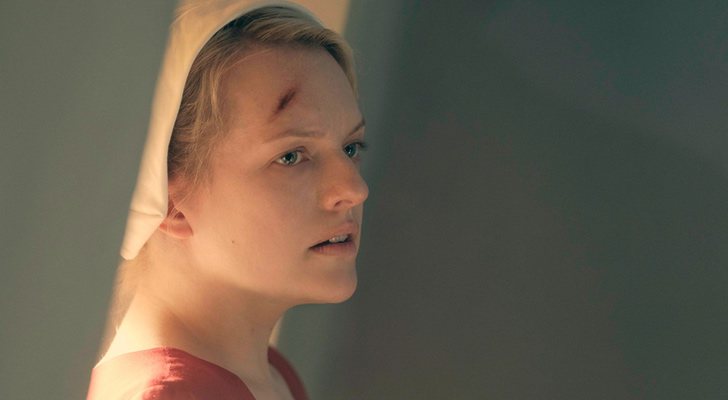 Elisabeth Moss en la segunda temporada de 'The Handmaid's Tale'