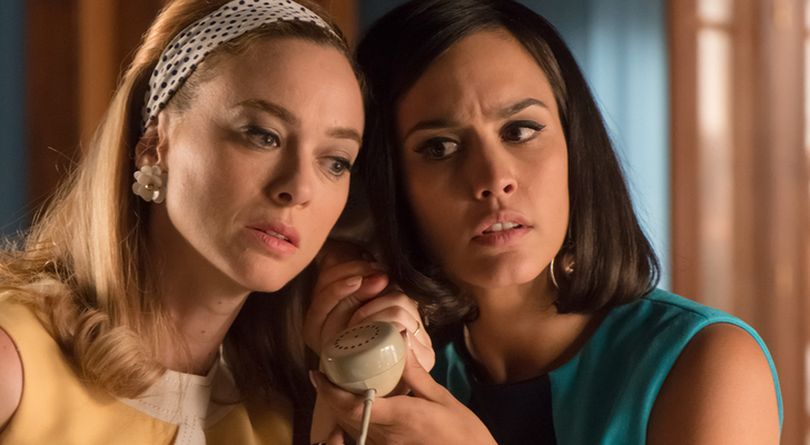 Marta Hazas y Megan Montaner en 'Velvet colección'