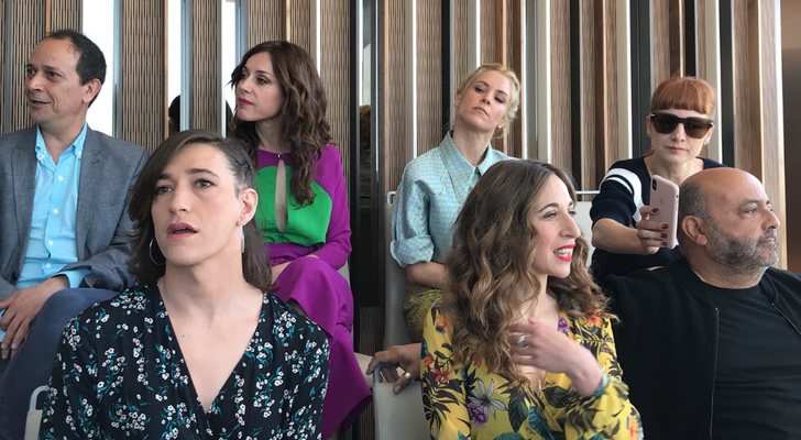 Parte del reparto de 'Vis a vis' en la presentación de la tercera temporada