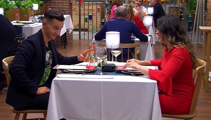 Jessica y Javier, una cita a ciegas de altos egos