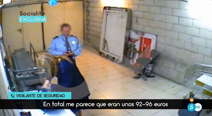 Imagen emitida en 'Socialité' junto con la declaración del vigilante de seguridad que pilló robando a Cristina Cifuentes