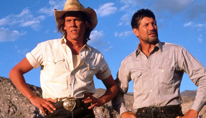 Kevin Bacon protagonizó "Tremors" en el año 1990