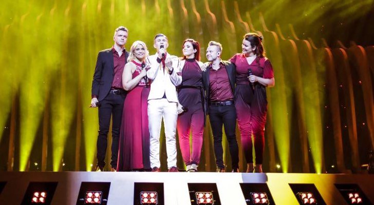 Ari Ólafsson, representante de Islandia