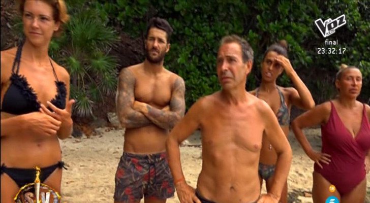 Los concursantes se enfrentan a Logan y Sergio por su política con la pesca