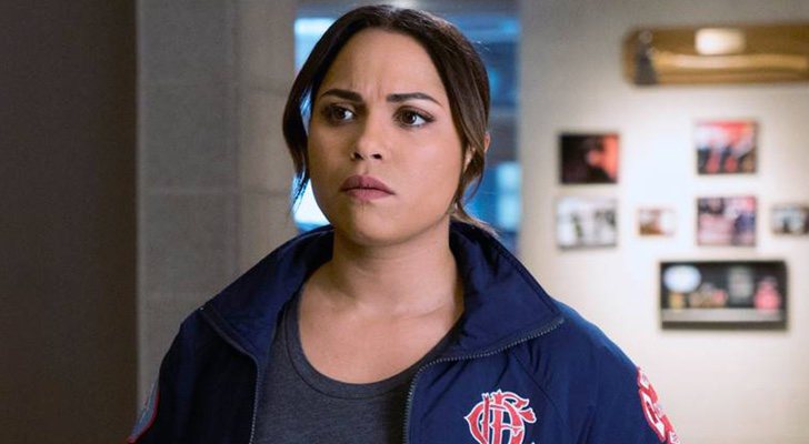 Monica Raymund en 'Chicago Fire'