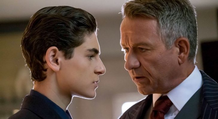 David Mazouz y Sean Pertwee como Bruce y Alfred en 'Gotham'