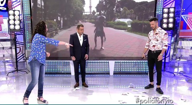 Dulce rompe las preguntas del "Polideluxe" en 'Sábado Deluxe' ante Jorge Javier Vázquez y Tony Rodríguez