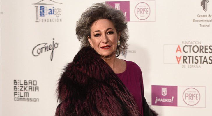 Luisa Gavasa en los Premios de la Unión de Actores