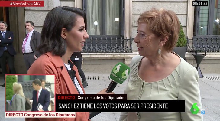 Ana Pastor y Celia Villalobos en el especial de 'Al rojo vivo' sobre la moción de censura