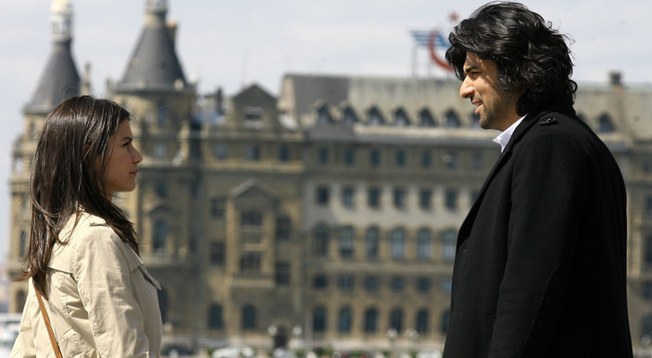 Los protagonistas de 'Fatmagül' (Nova)