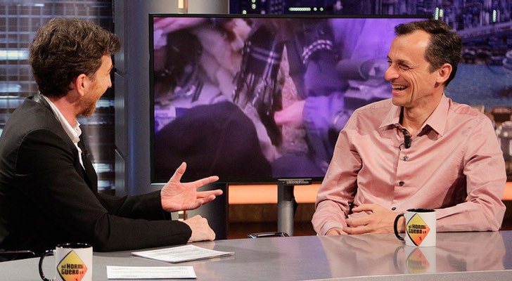 Pedro Duque junto a Pablo Motos en 'El hormiguero'