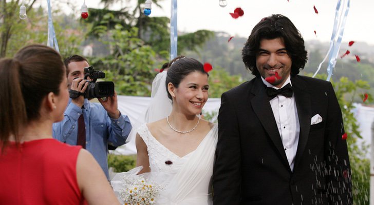 Kerim y Fatmagül en una imagen del enlace